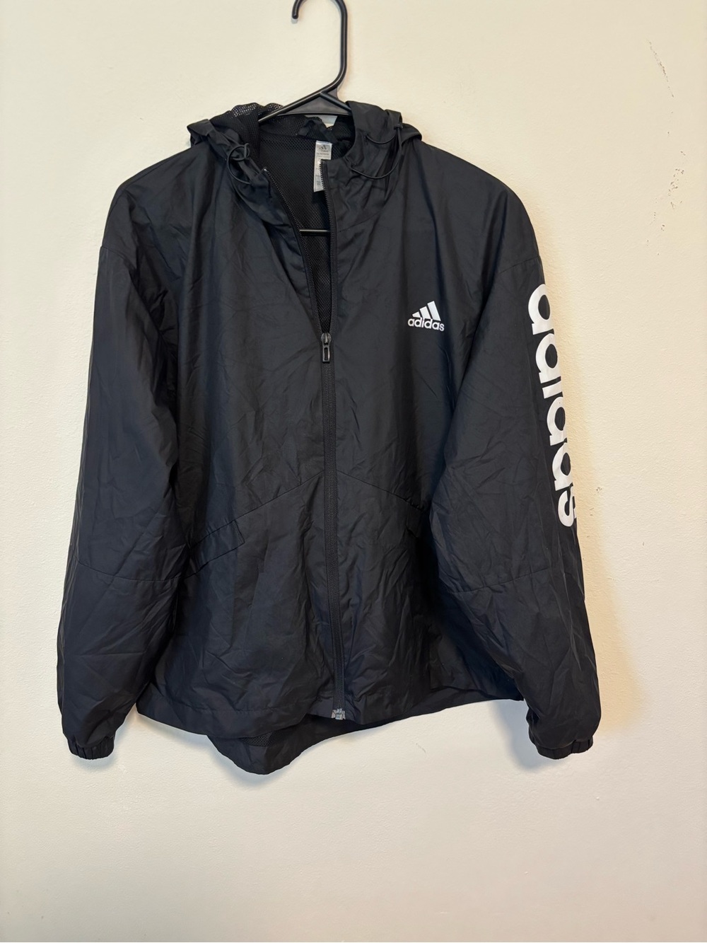 adidas Women’s Essentials Linear Logo Oversized Windbreaker Jacket